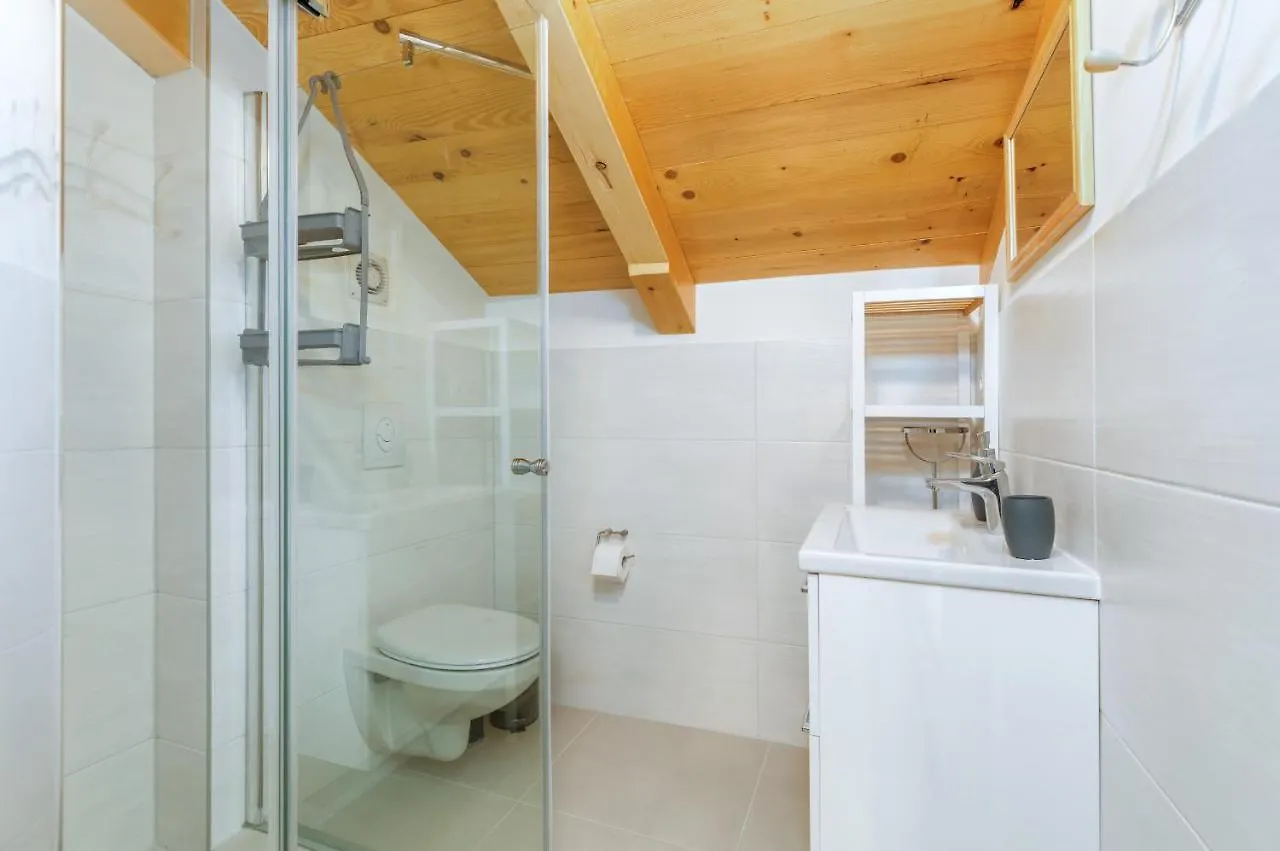 Stone House Istria Daire Pula