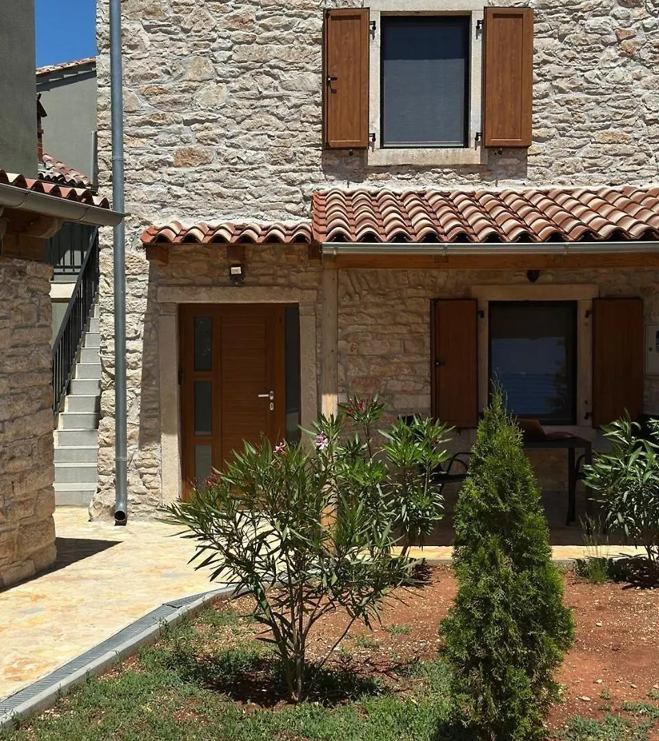 דירות פולה Stone House Istria קרואטיה
